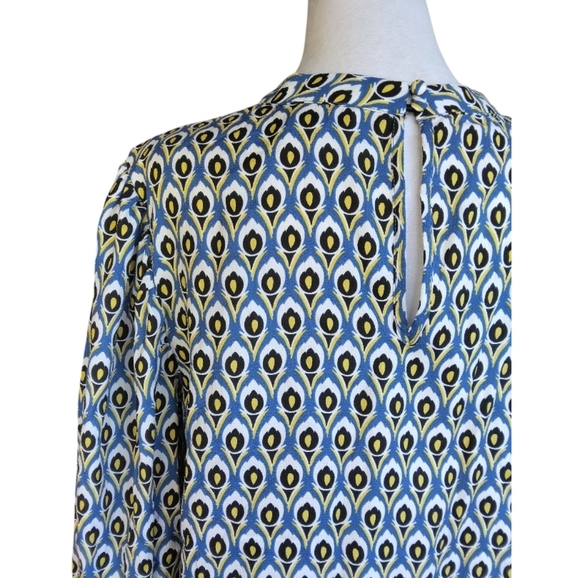 Cupcakes & Cashmere Blue Mod Print Bishop Sleeve Button Cuff Blouse Large NWT - Picture 6 of 8